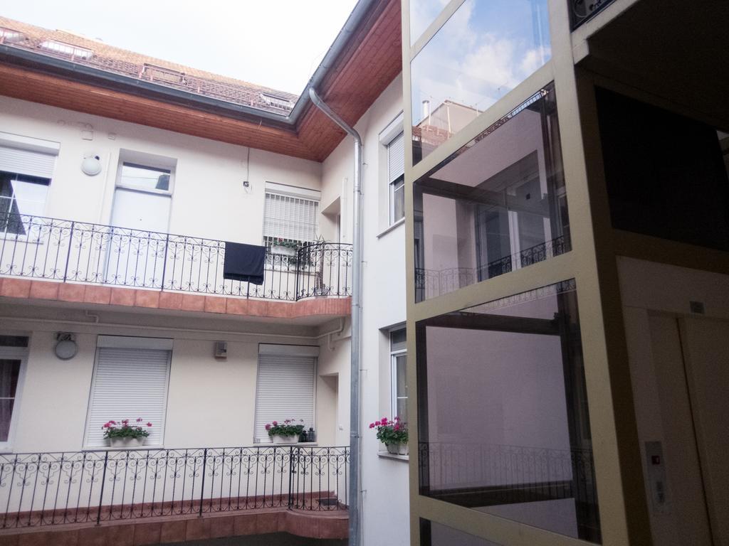 Goldcentral Apartment Grand Boulevard In The Heart Of The City — Photos 3